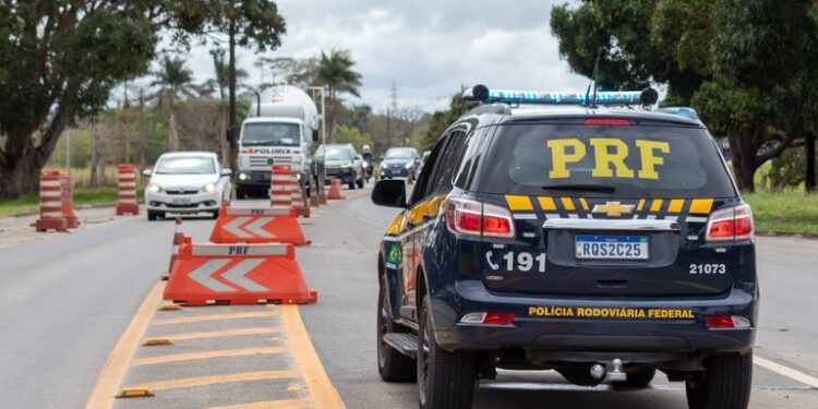 Operação Corpus Christi vai restringir tráfego de veículos grandes em BRs com pista simples