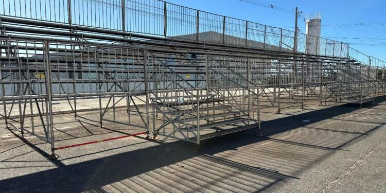 Arraíá da Amizade: Prefeitura de Gurupi inicia montagem da estrutura