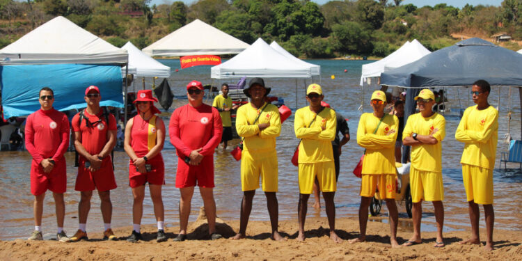 Corpo de Bombeiros registra mais um final de semana tranquilo na Operação Praias Mais Seguras
