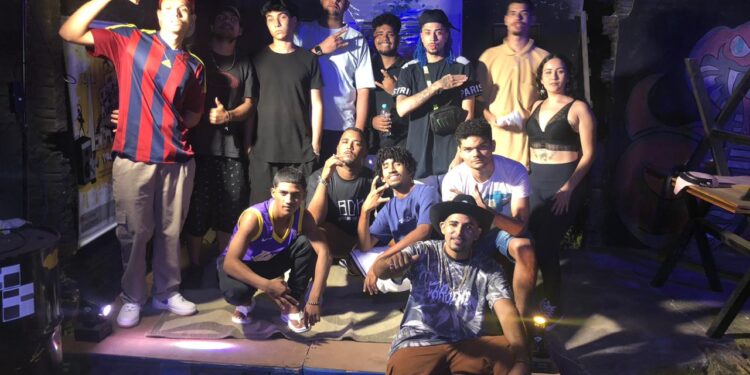 Batalha de Rimas Hip Hop promovida pelo Projeto 42 Agitou na noite de domingo em Gurupi