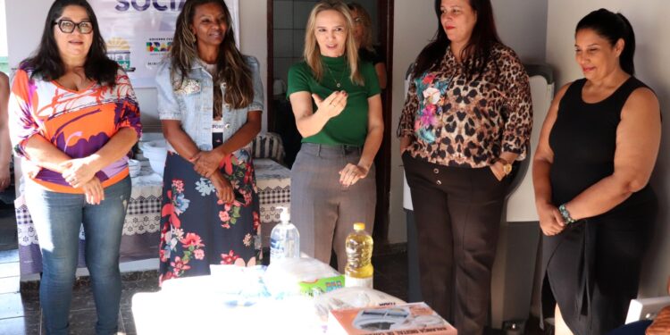 Curso profissionalizante na área gastronômica para mulheres é concluído em Gurupi