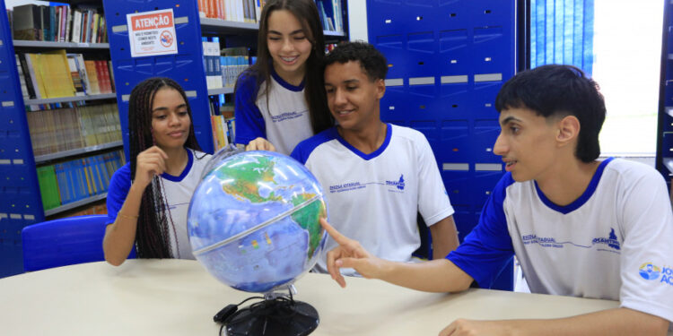 Podem participar da olimpíada estudantes da última fase do ensino fundamental e do ensino médio - Foto: Mari Rios/Governo do Tocantins