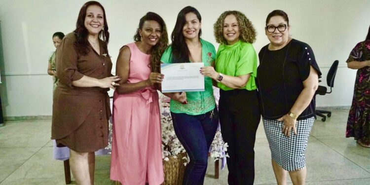 Prefeitura de Gurupi entrega certificados de cursos de qualificação profissional e celebra histórias de transformação de vida