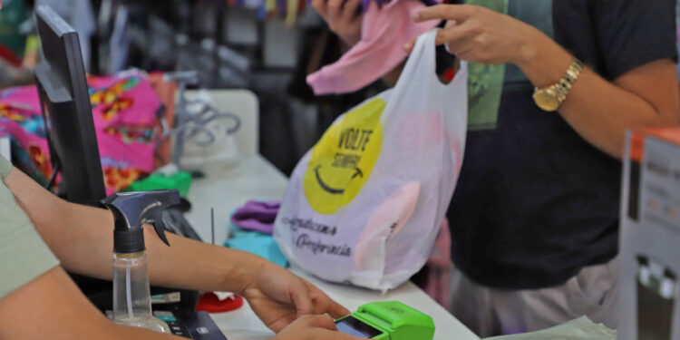 Benefícios a servidores estaduais e liberação de crédito aos empreendedores  serão ampliados pelo Governo do Tocantins