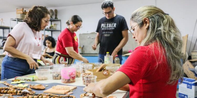 FCP oferta oficinas de artes gratuitas em diversos pontos da Capital