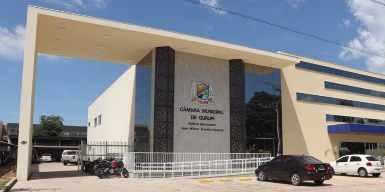 Primeira edição do Casamento Comunitário do Legislativo é promovido pela pela Câmara Municipal