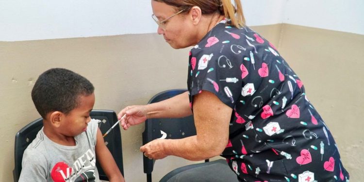 Campanha de Multivacinação acontece neste sábado (18) em todas as unidades de saúde de Gurupi