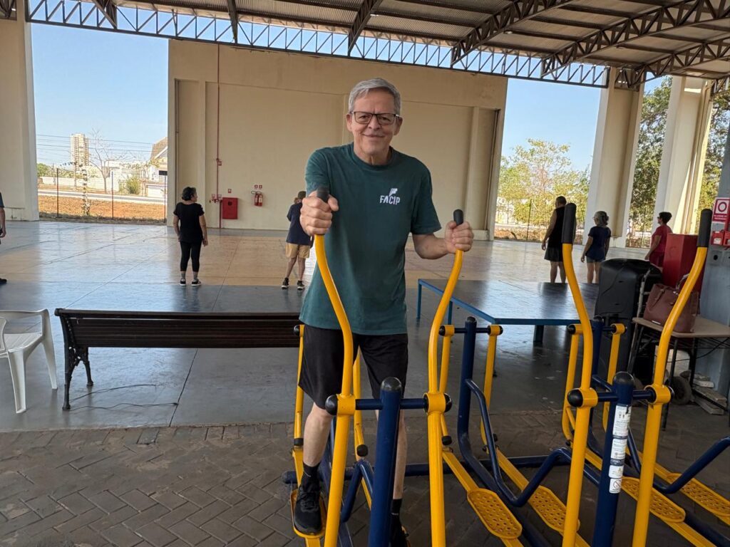 O aposentado Luiz Ferreira de Oliveira Júnior está entre os 472 usuários do Parque da Pessoa Idosa de Palmas -Foto: France Santiago