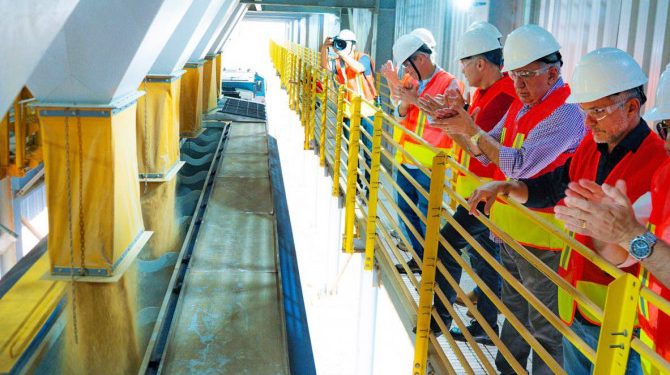 Em Gurupi, governador Laurez Moreira e ministro Renan Filho visitam Terminal Rodoferroviário Fazendão e reafirmam parceria por um Tocantins logístico, estratégico e sustentável