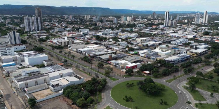 Comércio no Tocantins: confira como será o funcionamento nos feriados de novembro