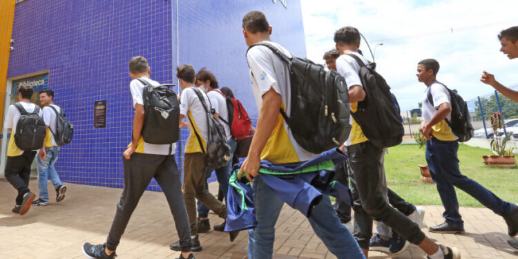 Seduc divulga resultado de pré-matrícula para estudantes novatos da rede estadual