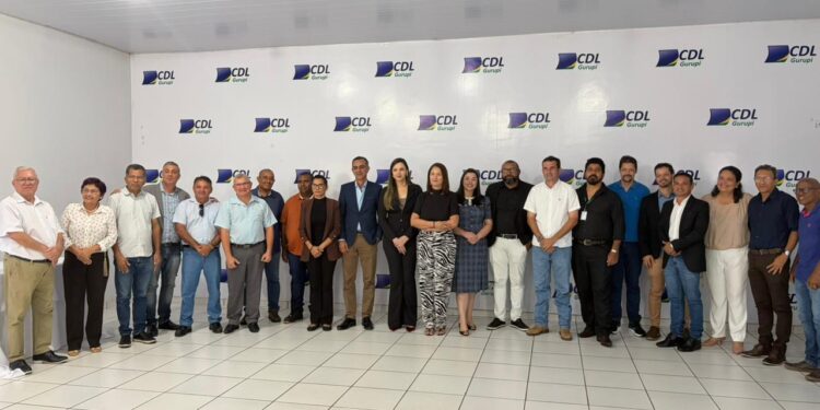 Vereador Walter Coelho prestigia cerimônia oficial da posse da nova diretoria da (CDL) de Gurupi