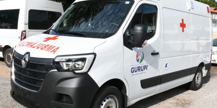 Saúde de Gurupi reforça o transporte de pacientes com três novas ambulâncias