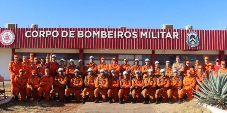 Governo do Tocantins investe em capacitação e primeira turma de oficiais dos Bombeiros é formada integralmente no estado