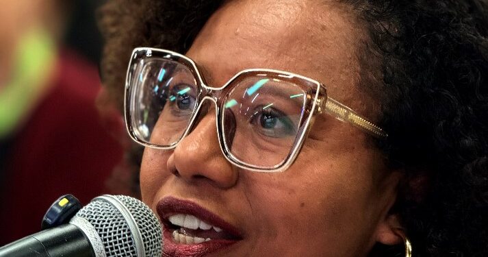 Egressa da UnirG ministra palestra para o TRF3