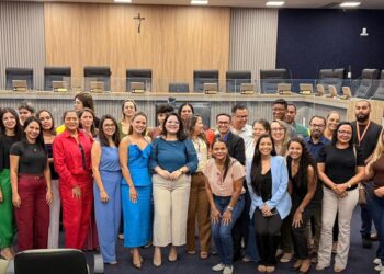 Câmara de Gurupi promove diálogo sobre autismo e inclusão em roda de conversa