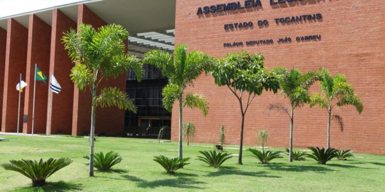 Nota de Esclarecimento : A Assembleia Legislativa do Estado do Tocantins (Aleto), diante de informações divergentes sobre a devolução da Medida Provisória (MP) nº 21/2026 ao Poder Executivo, vem a público prestar os seguintes esclarecimentos: