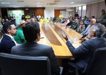 Amélio Cayres se reúne com categorias e busca consenso jurídico para garantir indenizações