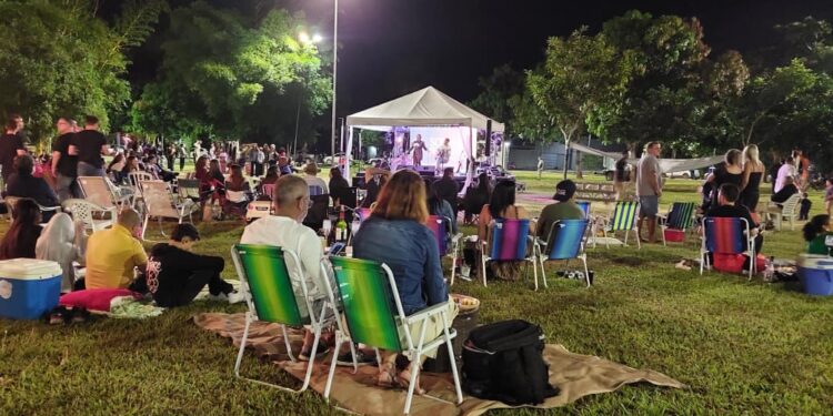 Luau na Serra reúne público expressivo e movimenta Taquaruçu