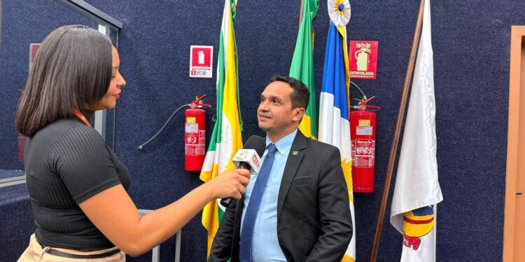Vereador Walter Coelho apresenta requerimento para recuperação da estrada vicinal da região da Fazenda Bananal e assentamento Vale verde na zona rural de Gurupi